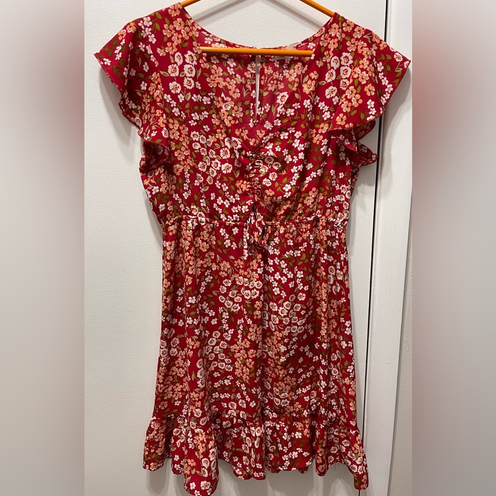 THIRD + MALT Red Floral Flutter Dress With Front Keyhole Tie Detail Size | L